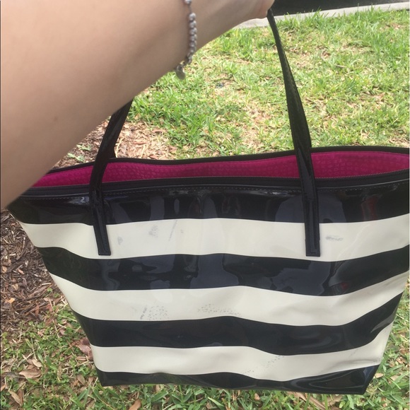 Kate spade tote - Picture 5 of 7